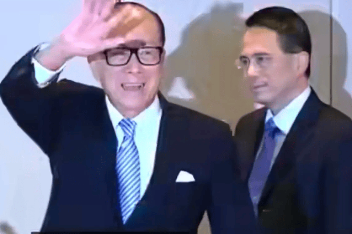 2600亿元人民币！96岁李嘉诚再多钱也带不走，万亿财产如何分配？