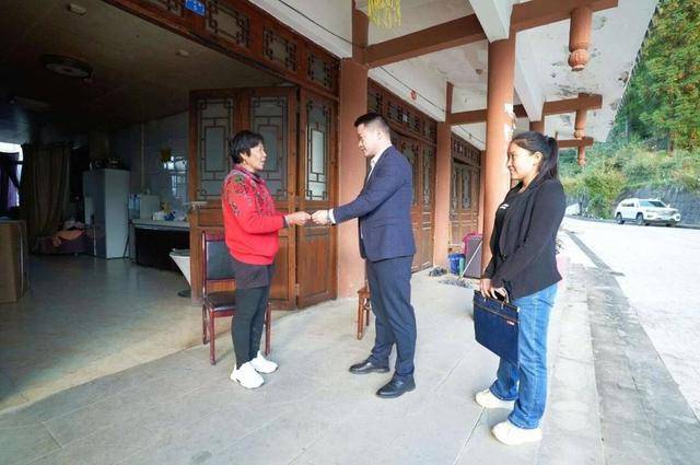超六成乡镇卫生院救护车收费有“猫腻” 四川南江纪检监察：涉及群众2300余人次19万元 全部退
